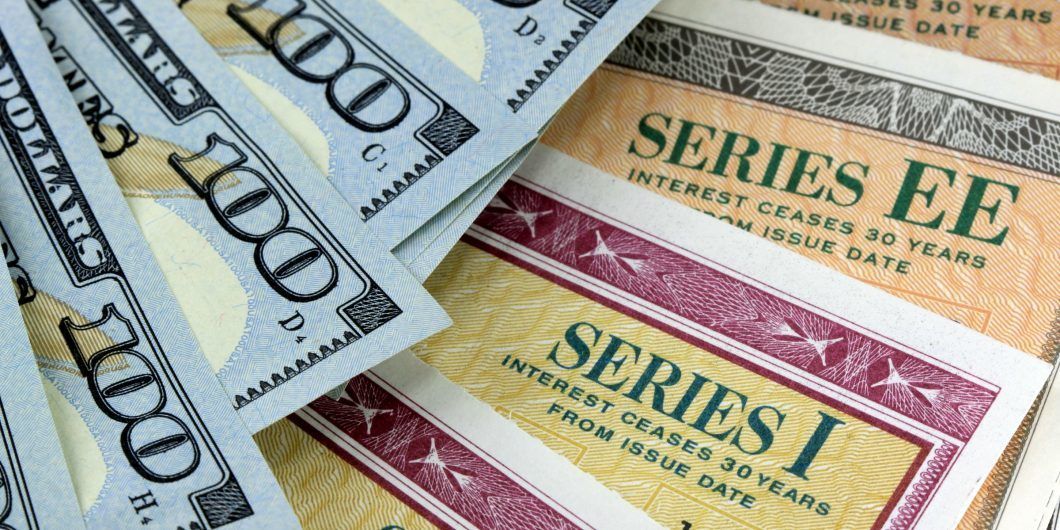 Bonds and Cash 1060x530.jpg