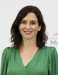Isabel Diaz Ayuso en el septimo aniversario de El Huffpost cropped 233x300.jpg