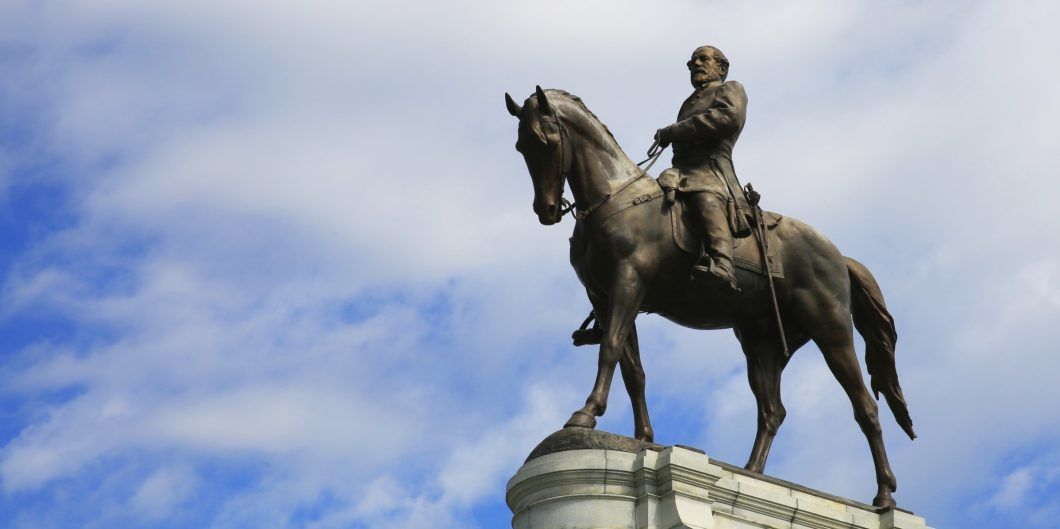 Robert E Lee Statue 1060x529.jpg