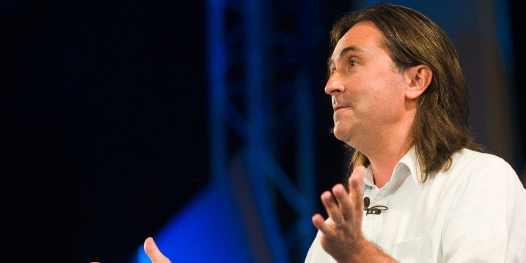 Neil Oliver 1060x530.jpg