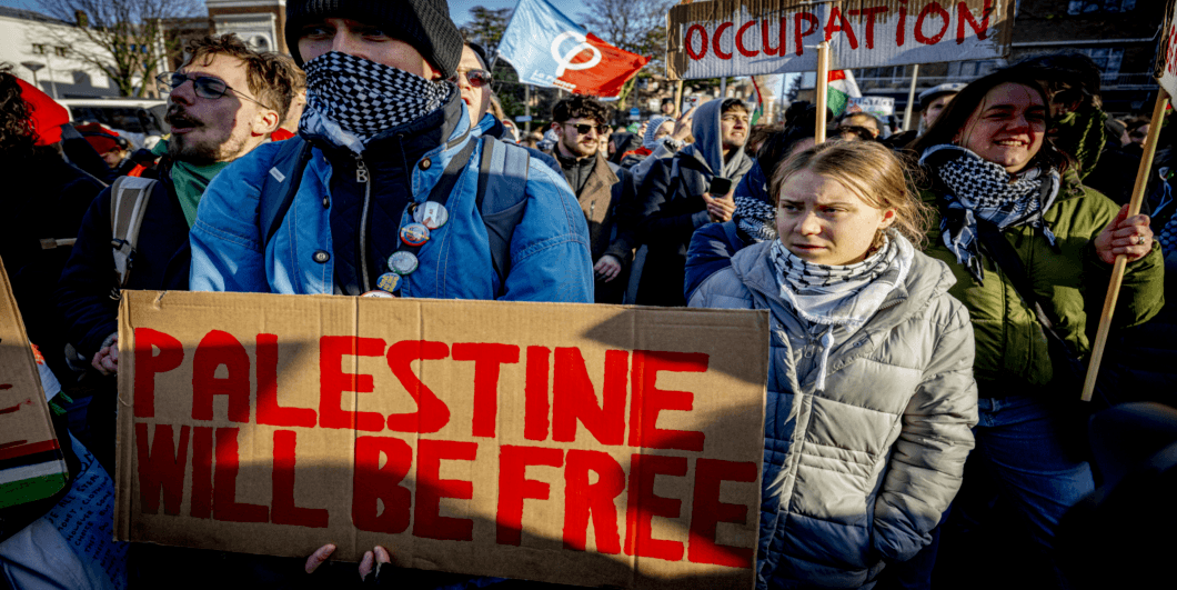 Greta Thunberg ProPalenstine protest AP 24030544365644 1060x531.png