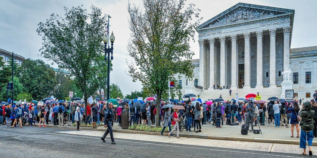 Supreme Court Protest 2018 1060x530.jpg