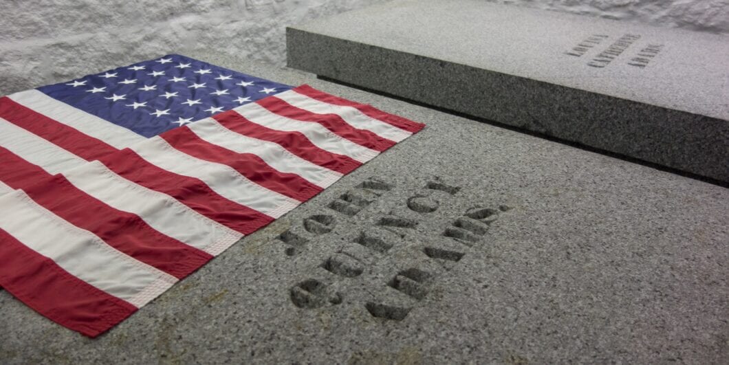 Grave of John Quincy Adams and wife at United First Parish Church 1060x531.jpg