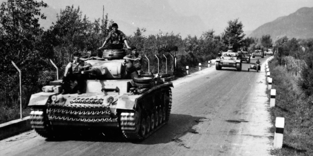 German tank column c 1941 1060x530.png